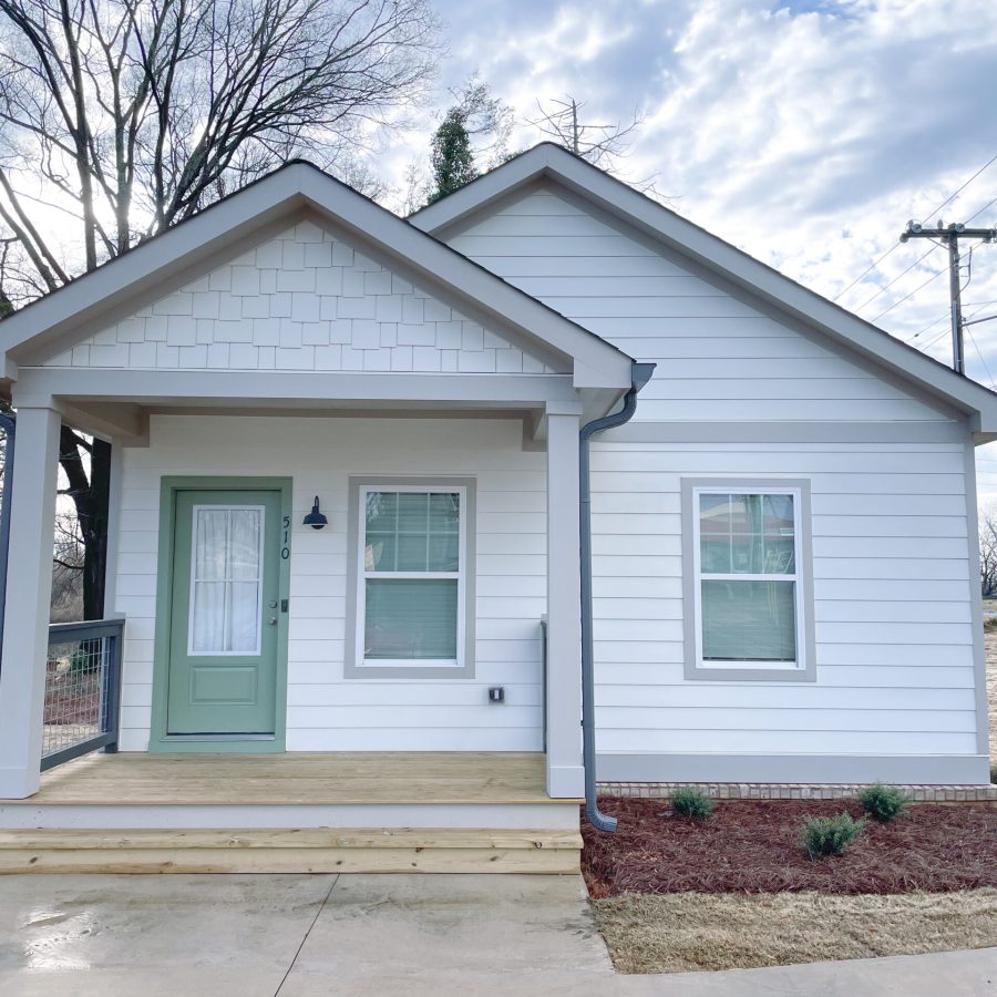 Front view of The Blue Jay's Nest 1-bedroom cottage at The Haven at Wake
